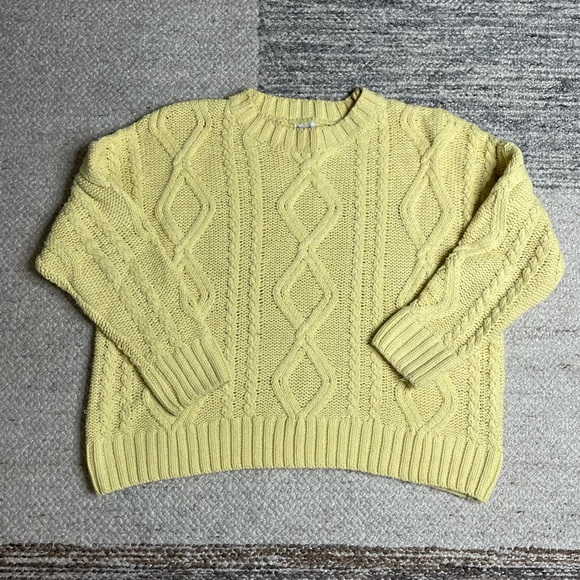 Princess Polly Aran over size cable knit crop in yellow - Picture 4 of 5
